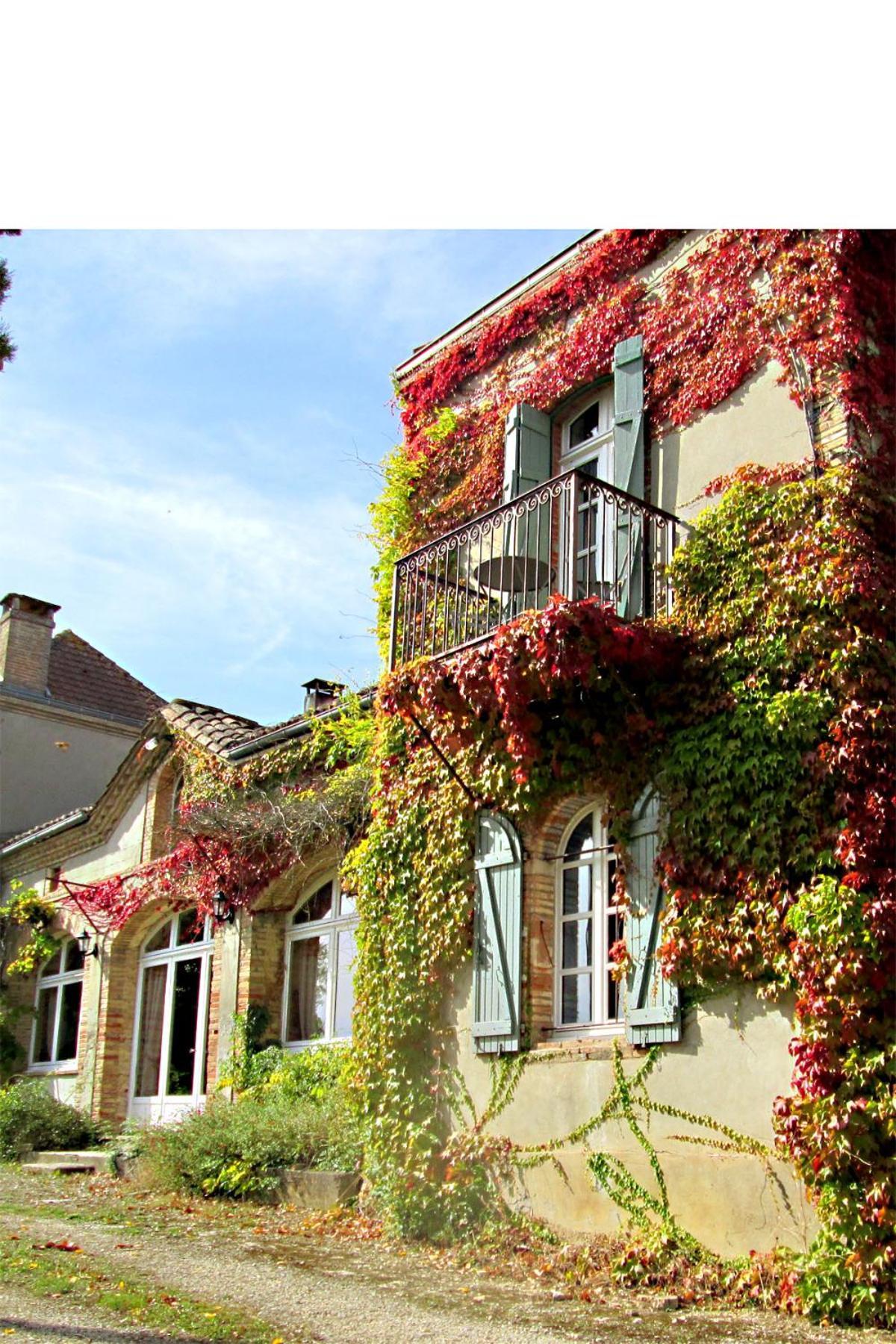 Chambres D'Hotes Le Loubet LʼIsle-Jourdain Exteriér fotografie