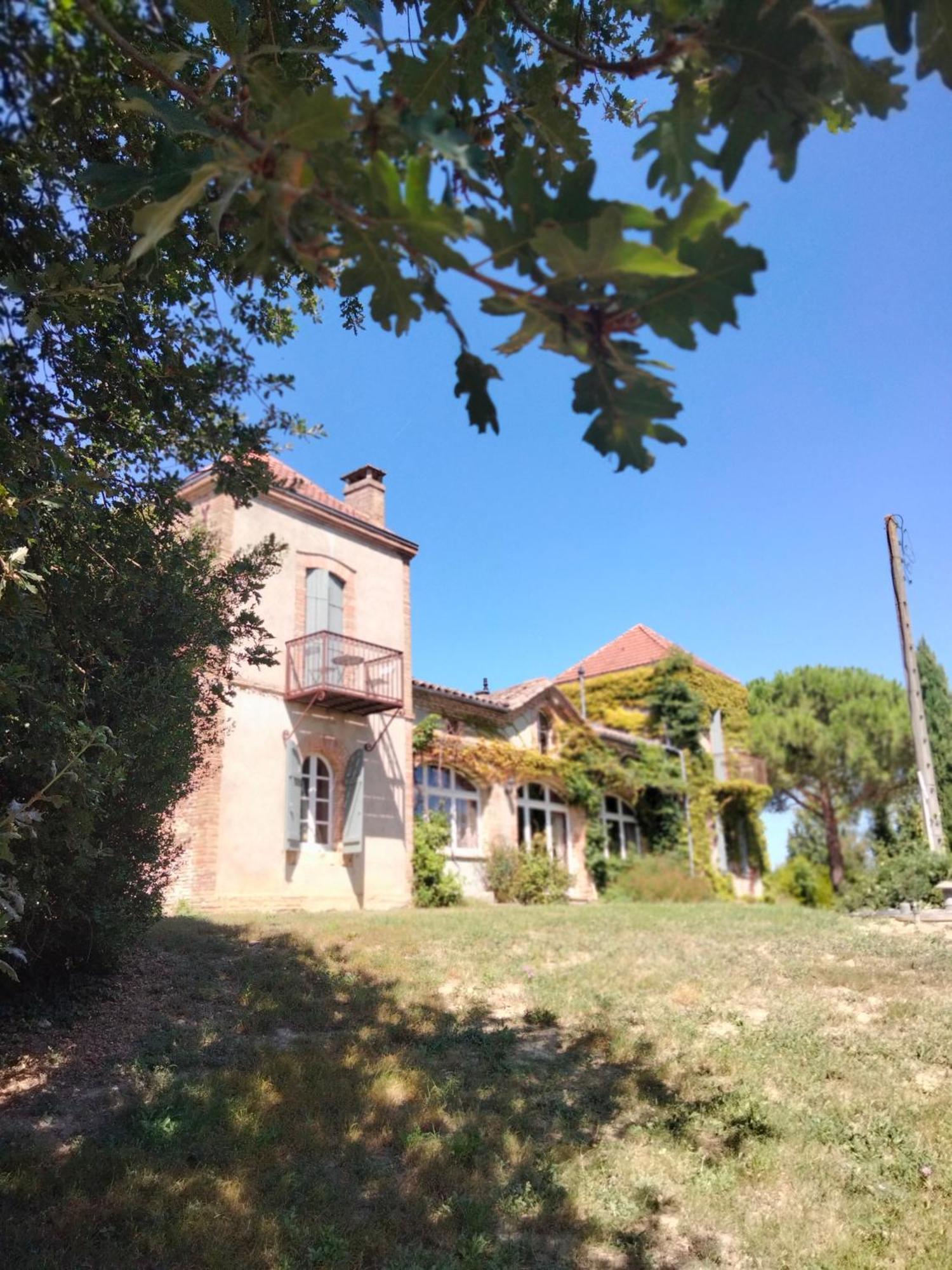 Chambres D'Hotes Le Loubet LʼIsle-Jourdain Exteriér fotografie